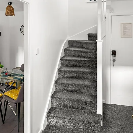 New Getaway - Free Gated Parking With Fob Apartamento Manchester