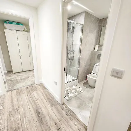 Opfa Luxury Apartamento *