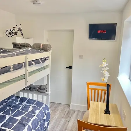 Apartment Lux Shared Flat With 2 Private Bedrooms And 2 Private En-suite Bathrooms Manchester