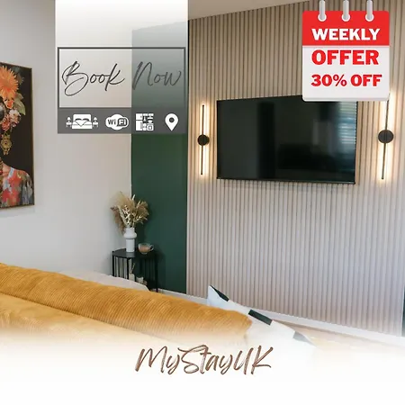 3br House By Mystayuk Short Lets & Serviced With Free Wifi & Free Parking Casa de Férias *