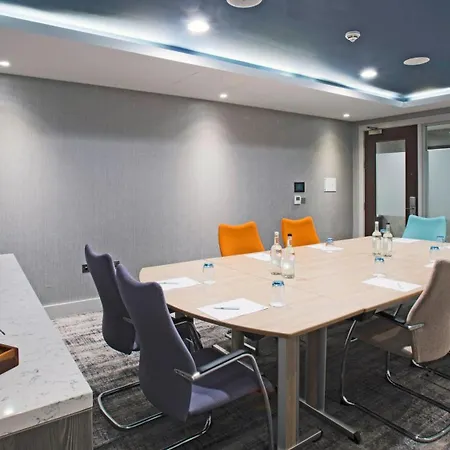 홀리데이 인 - 시티 센터 4* 맨체스터