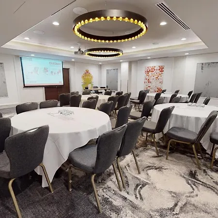 호텔 홀리데이 인 - 시티 센터