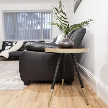 Spacious & Cosy In Manchester