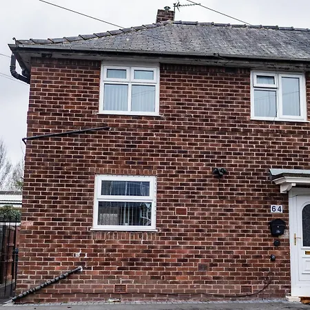 Spacious & Cosy In Manchester