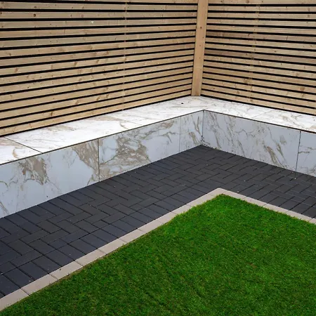 Luxury 6 Bed Near Centre With Cinema & Games 5 Bathrooms Manchester