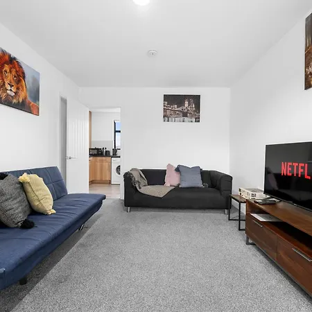 52 Furnival Road, Πανσιόν Μάντσεστερ