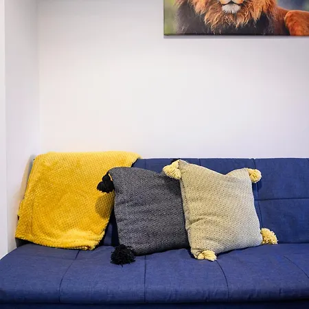 ゲストハウス 52 Furnival Road, 3*