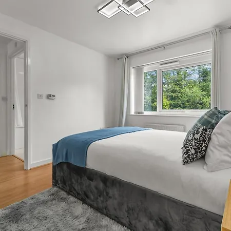 New Modern Townhouse Free Parking * Manchester