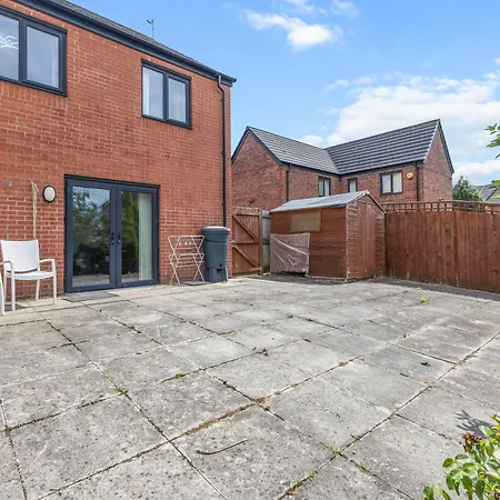 New Modern Townhouse Free Parking * Manchester