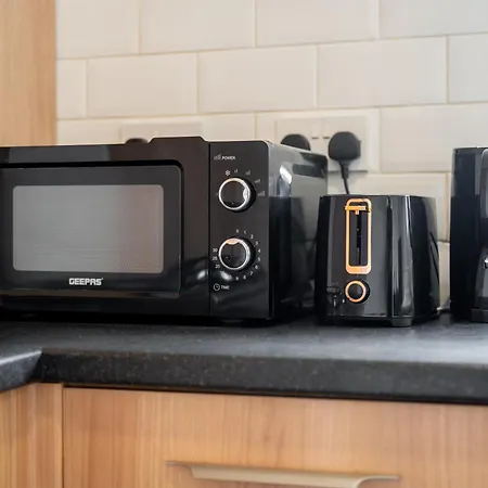 52 Furnival Road, 3* マンチェスター