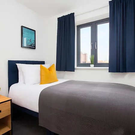 Apartamento Huge Modern 5br - Perfect For Long Stays! Mánchester