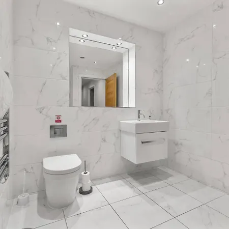 Apartamento Penthouse Perfect For Couples - By Ao Arena - Pass The Keys