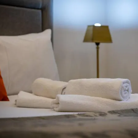 Apartamento 3 Bed Flat 8 Min Walk To Centre - Pass The Keys *