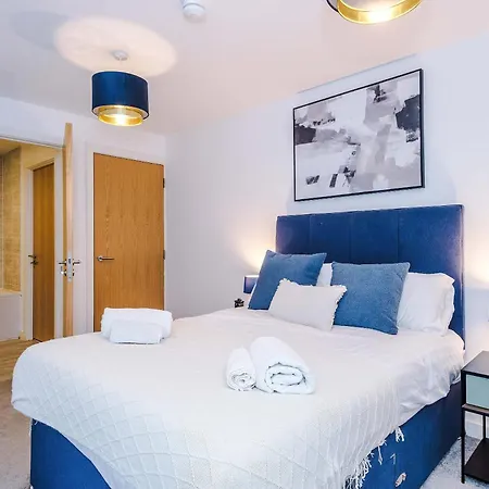 公寓 Modern 2 Bed With Balcony By Host A *