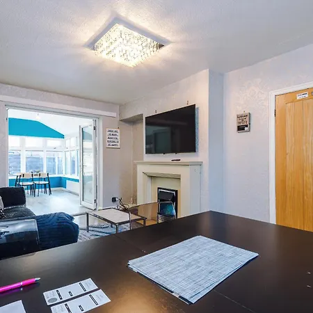 3br By Kammili With Free Parking & Fast Access *