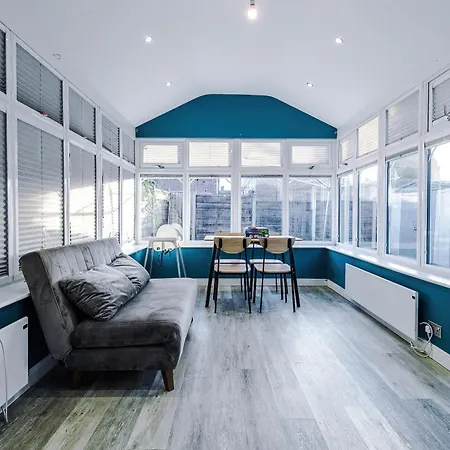 3br By Kammili With Free Parking & Fast Access