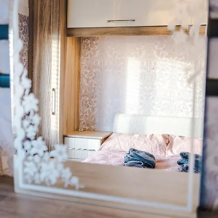 Holiday home 3br By Kammili With Free Parking & Fast Access *