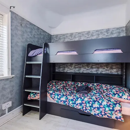 3br By Kammili With Free Parking & Fast Access * Manchester