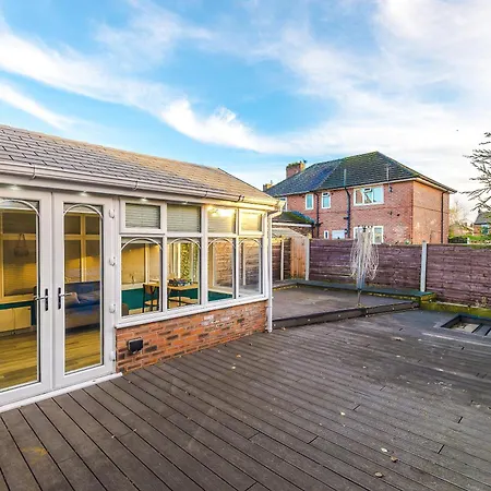 3br By Kammili With Free Parking & Fast Access Manchester