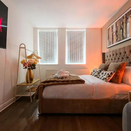 Prestige Mcr Retreat - Close To Centre-etihad Stadium - Sleeps 11 * 曼彻斯特