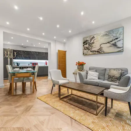 Mill Conversion Flat Mins From Printworks - Pass The Keys Manchester