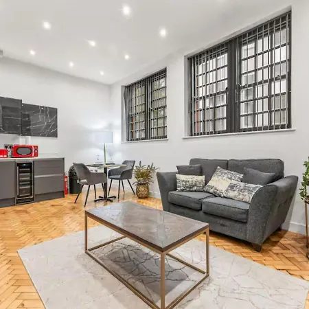 Elegant Ground Floor In Salford - Pass The Keys Lägenhet