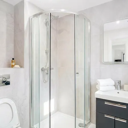 Apartment Contemporary 2bed Near Etihad Manchester