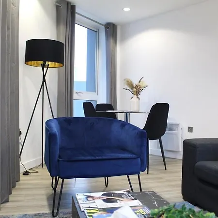 Apartment In Mediacity *