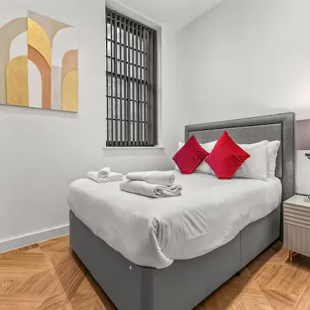 Beautifully 3bed Restored Near Deansgate - Pass The Keys *