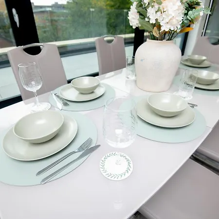 Luxury Penthouse דירה *
