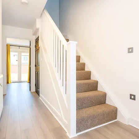 Stunning 3-bdrm House In Manchester-modern&comfort Appartement *