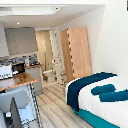 Cosy - 15 Mins Drive To Appartement Manchester