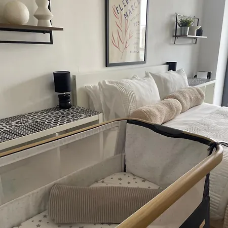 Apartman Stunning Centre Flat With A Terrace *