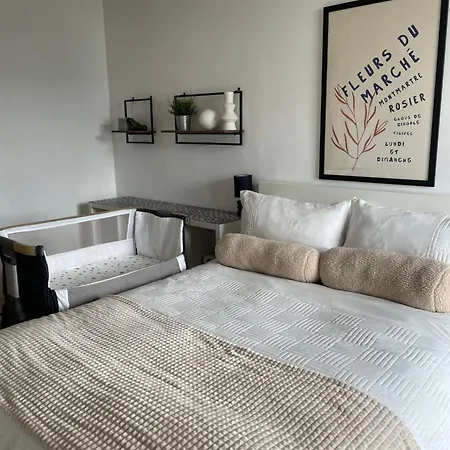 Apartman Stunning Centre Flat With A Terrace Manchester