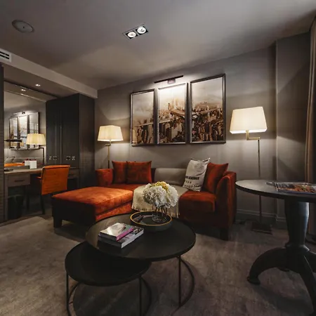 Dakota Airport Manchester