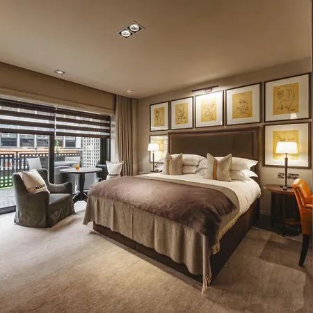 Dakota Airport Hotel 4*