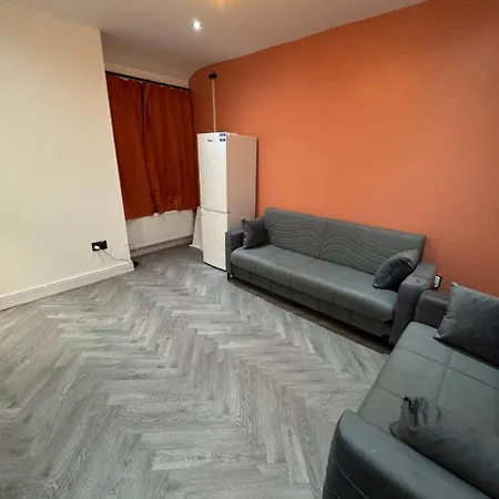 Mayford Shared House Affittacamere *