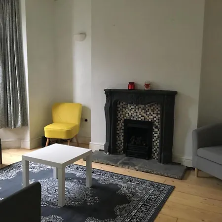 Lovely Victorian House In Levenshulme,