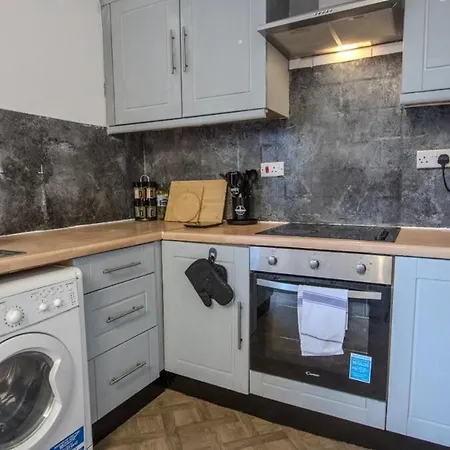 Casa vacanze Stylish 3br In Swinton - Free Parking