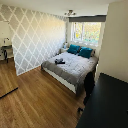 The Oasis - Fast Wi-fi - Private Workspace * Mánchester