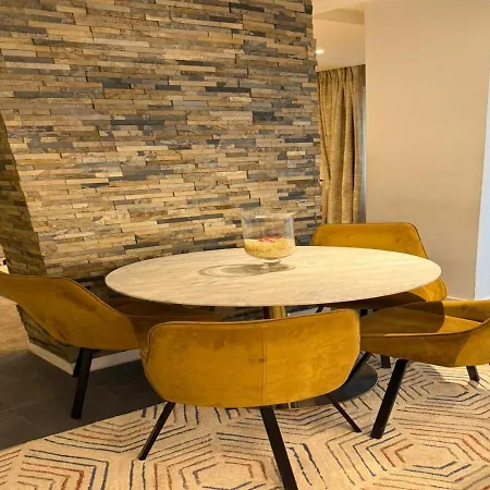 Holiday home Stylish Townhouse With Parking - Pass The Keys Manchester