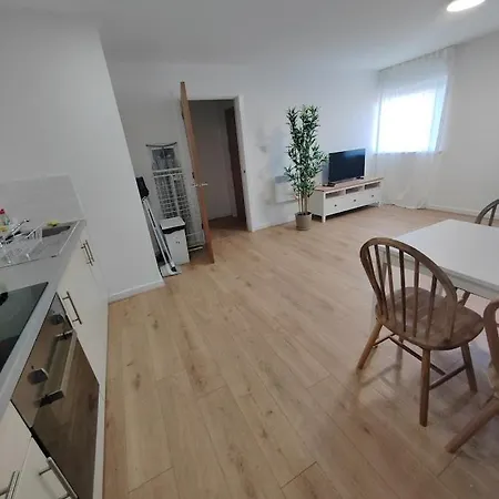 Fresh Private In Shared 2 Bed Flat Deltapoint * Manchester