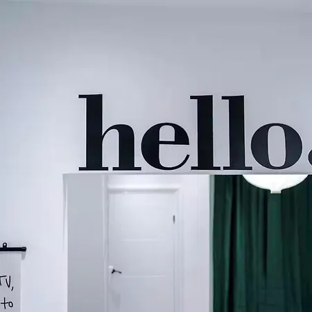 Modern 2-bed House Near Centre - Sleeps 6 펜션 맨체스터