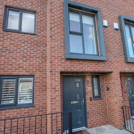 Modern 2-bed In Swinton By Mcpi Hosting, Perfect For Families & Contractors Tatil Evi Manchester