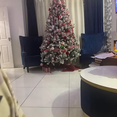 בית אירוח 10 Whiteway Street