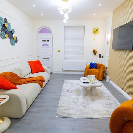 Paradise Nestv * Manchester