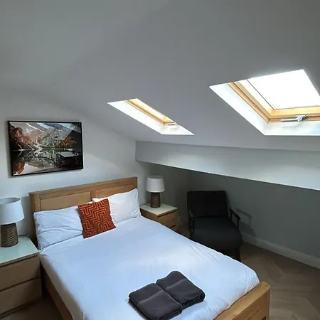Hendham - Near Etihad Stadium, Coop Live Arena, National Cycling Centre & 24 Hour Asda Гостевой дом Манчестер