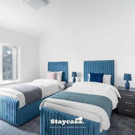 Dom wakacyjny Spacious 4-bed Near Didsbury *