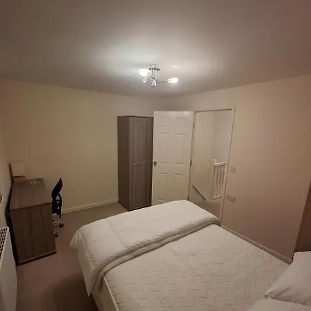 Vibrant Mcr Townhouse - Cc - Apollo - Sleeps14 *