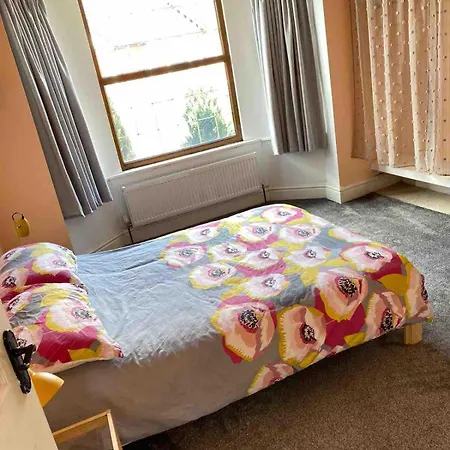 Lovely Victorian House In Levenshulme, בית נופש מנצ'סטר